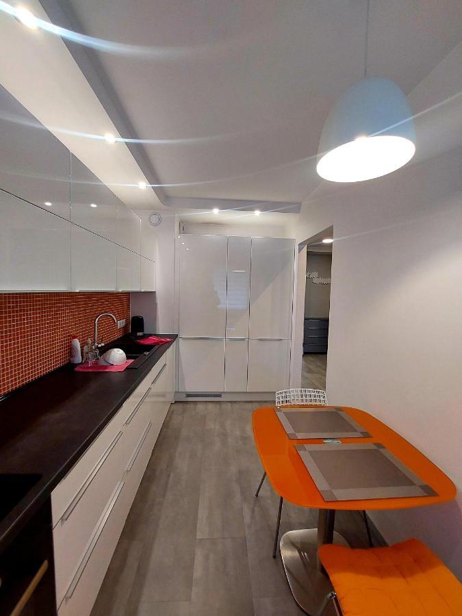 Nowoczesna Kawalerka Apartment Lublin Exterior foto
